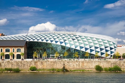 Balna building