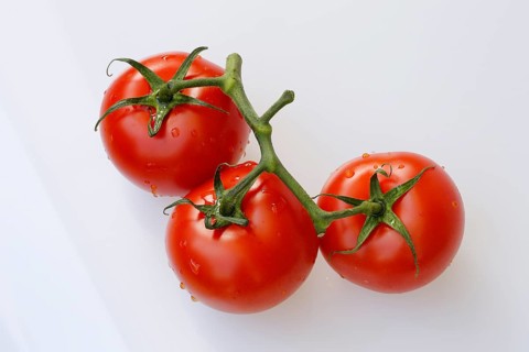 Vine tomatoes
