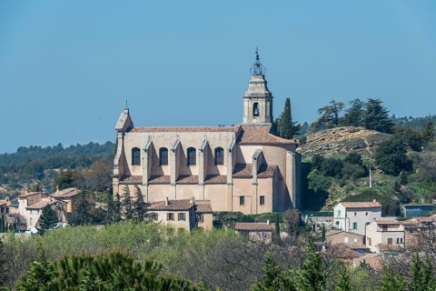 Church of St-Pierre de Bedoin