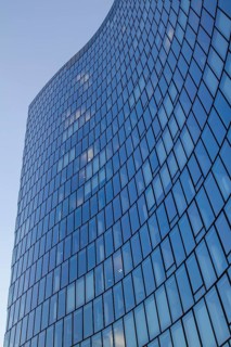 Facade of the office building Hoch Zwei