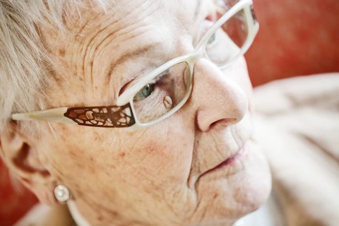 Senior suffering from dementia