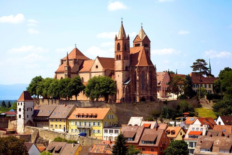 View from Eckhartsberg onto the historic centre with the Roman minster of St. Stephan