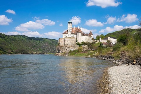 Schloss Schonbuhel