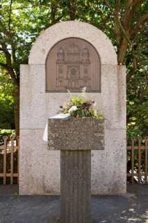 Synagogue Memorial at Hans-Sachs-Platz