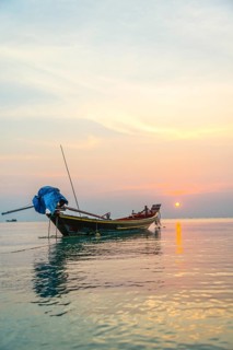 Longtail boat