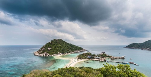 View across Koh Nang Yuan or Nangyuan