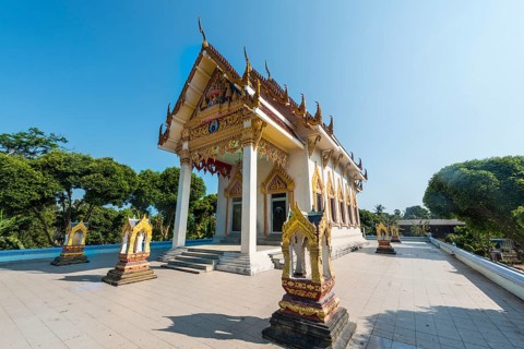 Buddhist temple Wat Khunaram
