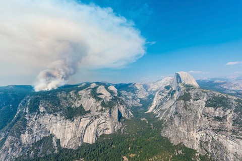 View from Glacier Point to the Yosemite Valley