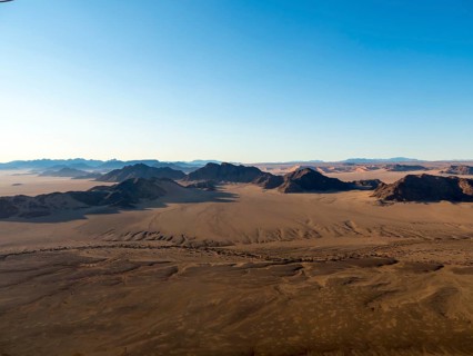 Tsaris Mountains