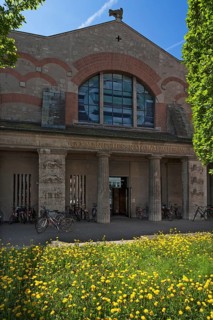 Old former main entrance of the Germanisches Nationalmuseum