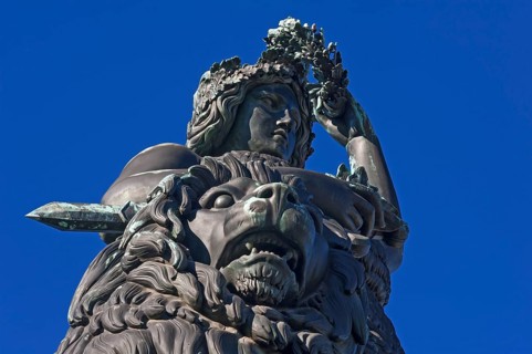 Bavaria with lion and laurel wreath