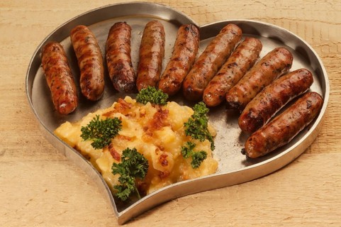 Nuremberg sausages and potato salad