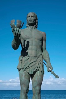 Monument to the Guanche warrior Hautacuperche