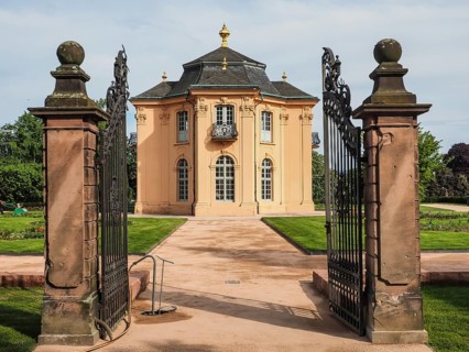 Pagodenburg castle