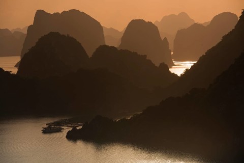 Sunset at Halong Bay or Vinh Ha Long