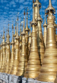 Golden stupas of Shwe Inn Thein Paya