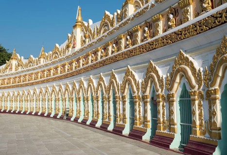 Exterior of the curved chamber of Umin Thounzeh