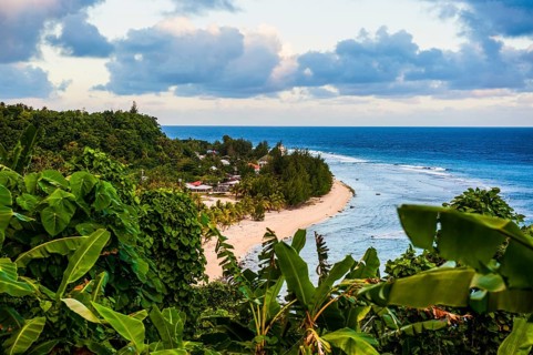 Tau Island