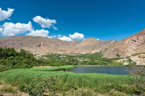 Mountain lake