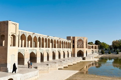 Khaju Bridge over river Zayandeh