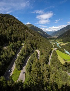 Samnauener mountain road