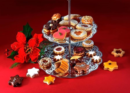 Christmas cookies on an etagere
