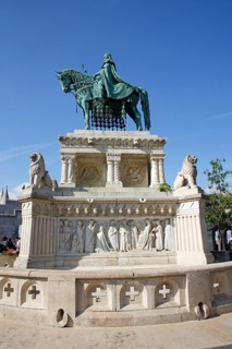 Equestrian statue King Stephen I. at the Fisherman's Bastion in the Castle District