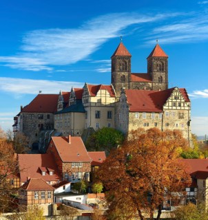 Castle hill with collegiate church of St. Servatius