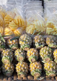 Baby queen pineapples