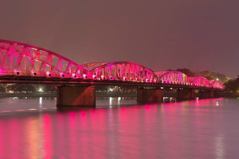 Trang Tien Bridge