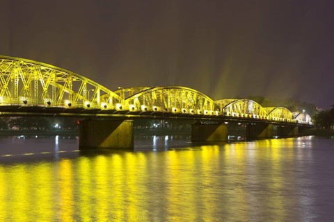 Trang Tien Bridge