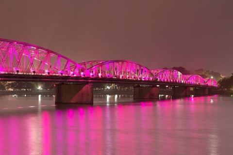 Trang Tien Bridge