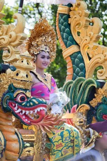 Balinese artist performing at the opening parade of the 2015 Bali Arts Festival