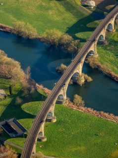Railway viaduct over the Ruhrauen river in Bommern