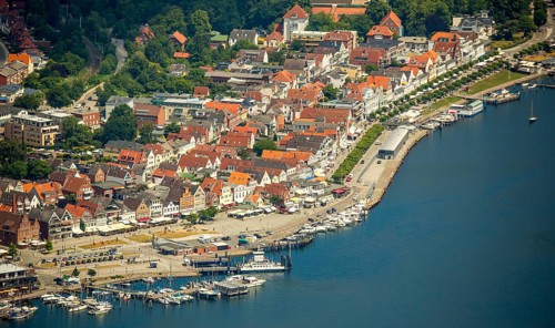 Historic centre and mole