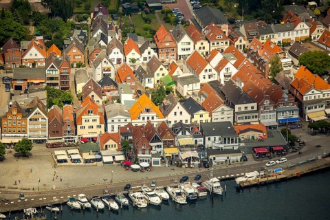 Historic centre and mole