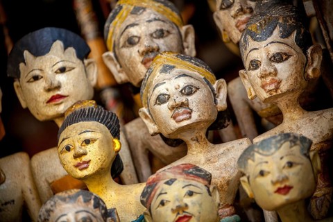 Heads of wooden figures