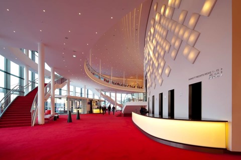 Spacious foyer with decorative light installation