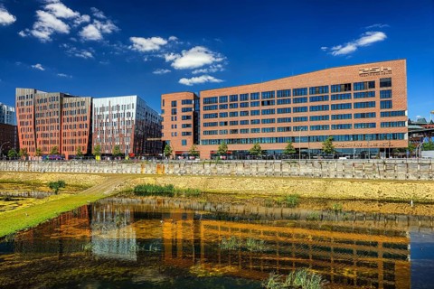 Sumatrakontor and 25h-Hotel in Uberseequartier in HafenCity