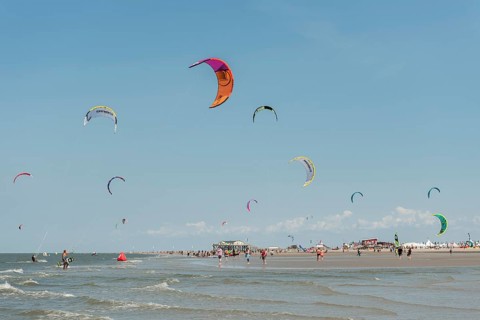 Kitesurfers