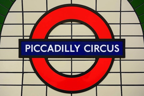 Piccadilly Circus underground station sign
