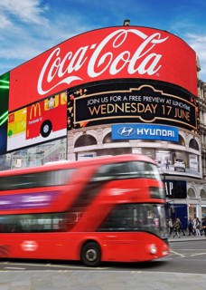 Bus at Piccadilly Circus