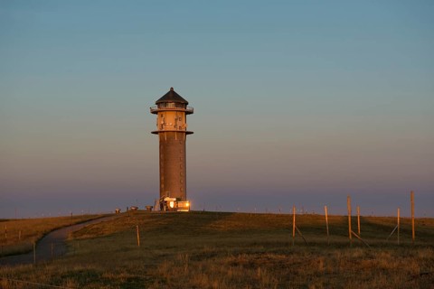 Sunrise at Feldberg tower