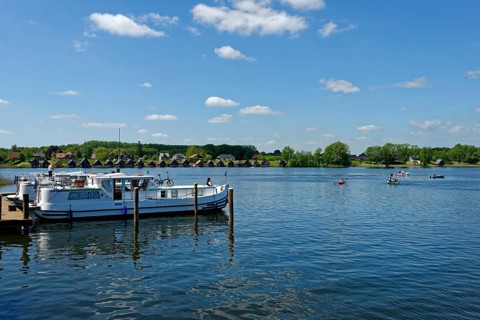 Houseboats on Lake Mirow