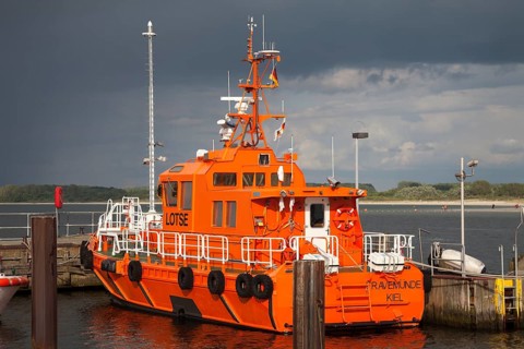 Pilot cutter