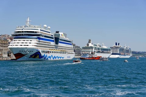 Cruise ship AIDAstella at the front