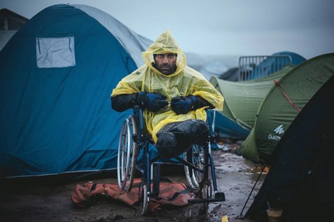 Afghan refugee who lost both legs in a bomb blast