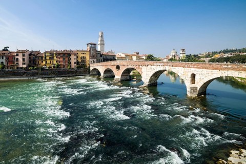 Ponte Pietra bridge
