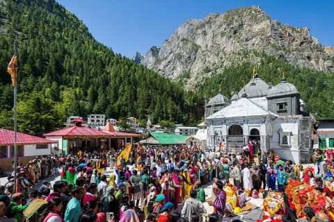Pilgrims from all over India are queuing up at Gangotri Temple to celebrate Ganga Dusshera