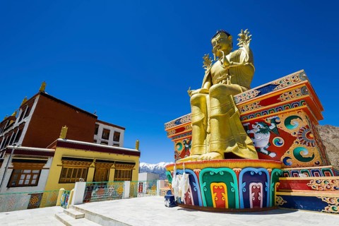 A huge statue of Maitreya